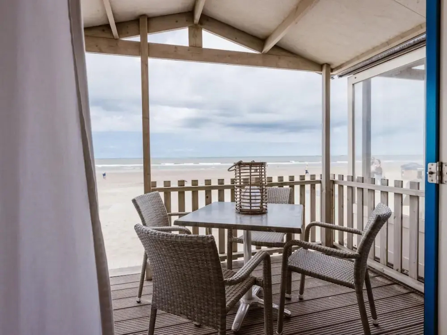 Beach House in Wijk aan Zee With Sea Views