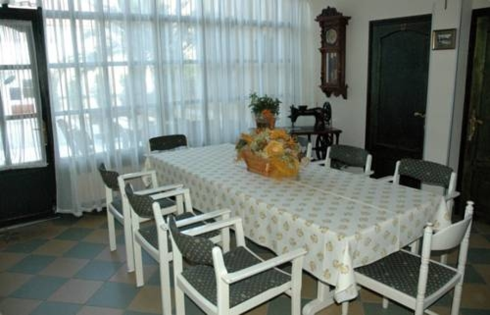 Alabárdos Panzió és Apartmanház