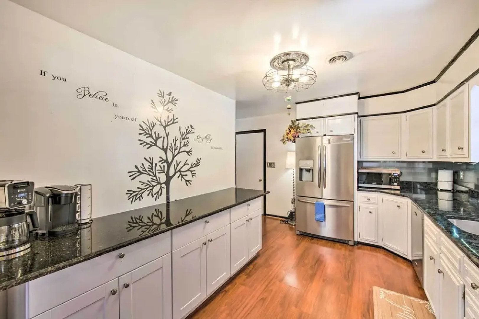 Spacious Palmyra Home w/ Fire Pit & Deck!