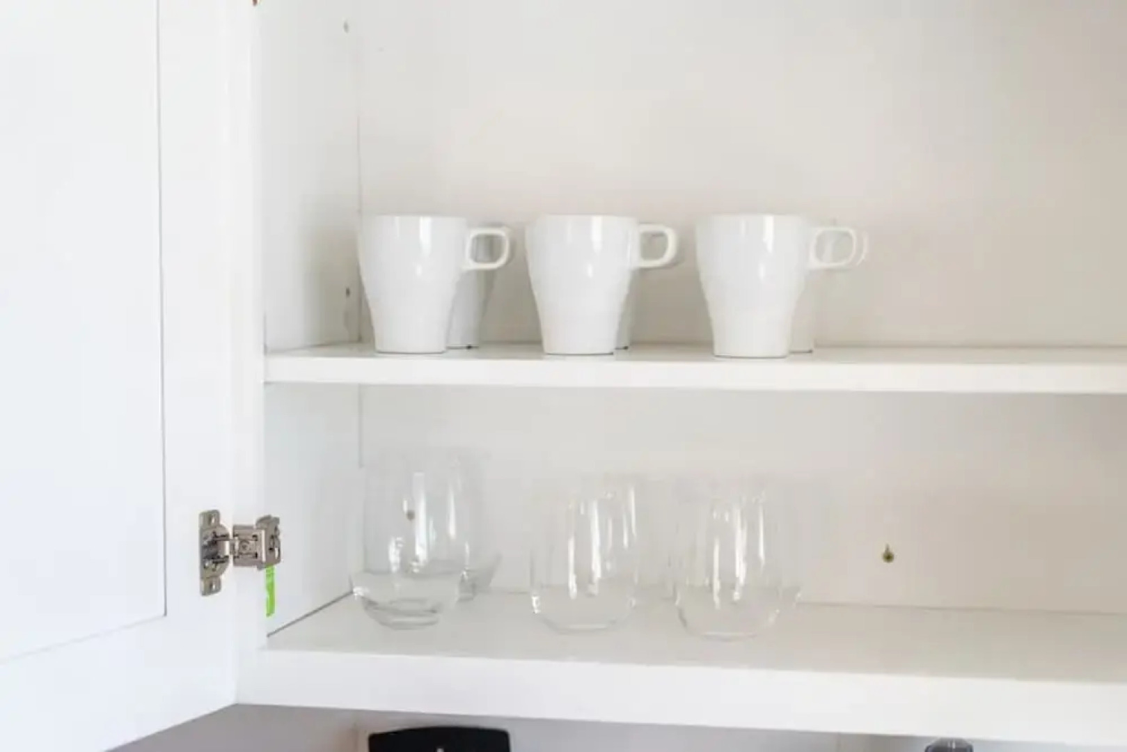 Tranquil 2BR Home in Beautiful Neighborhood P24