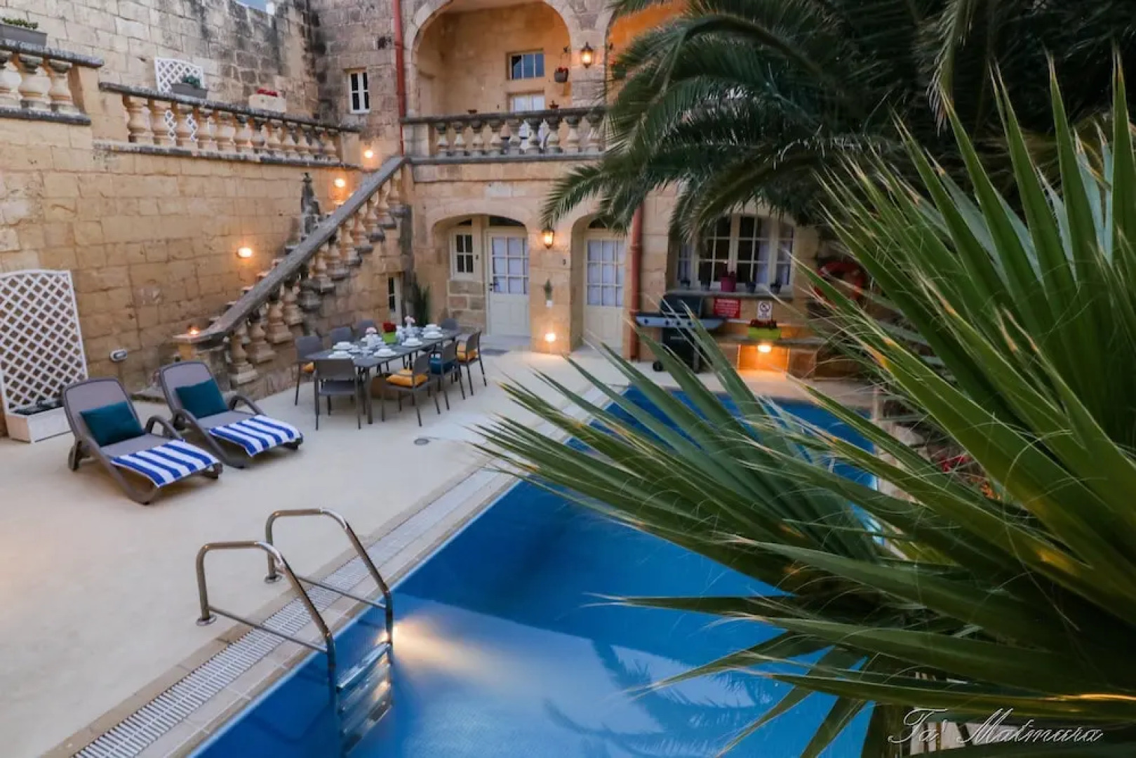 Ta' Matmura Farmhouse B&B