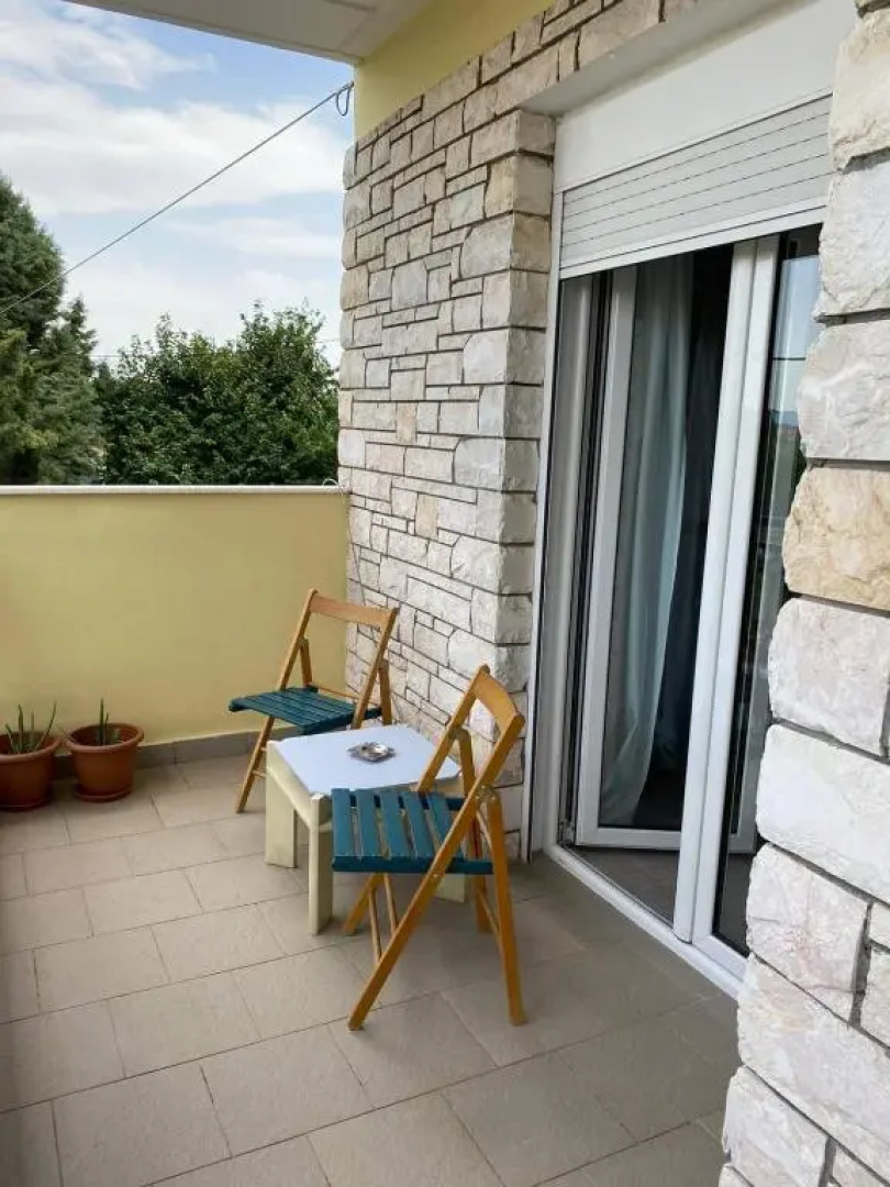 Polys Apartment with view