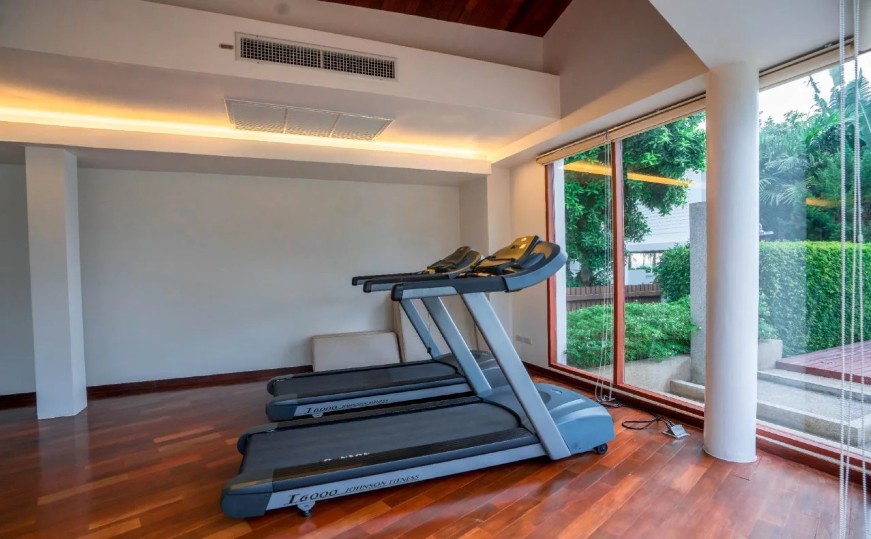 Pranaluxe Pool Villa Holiday Home