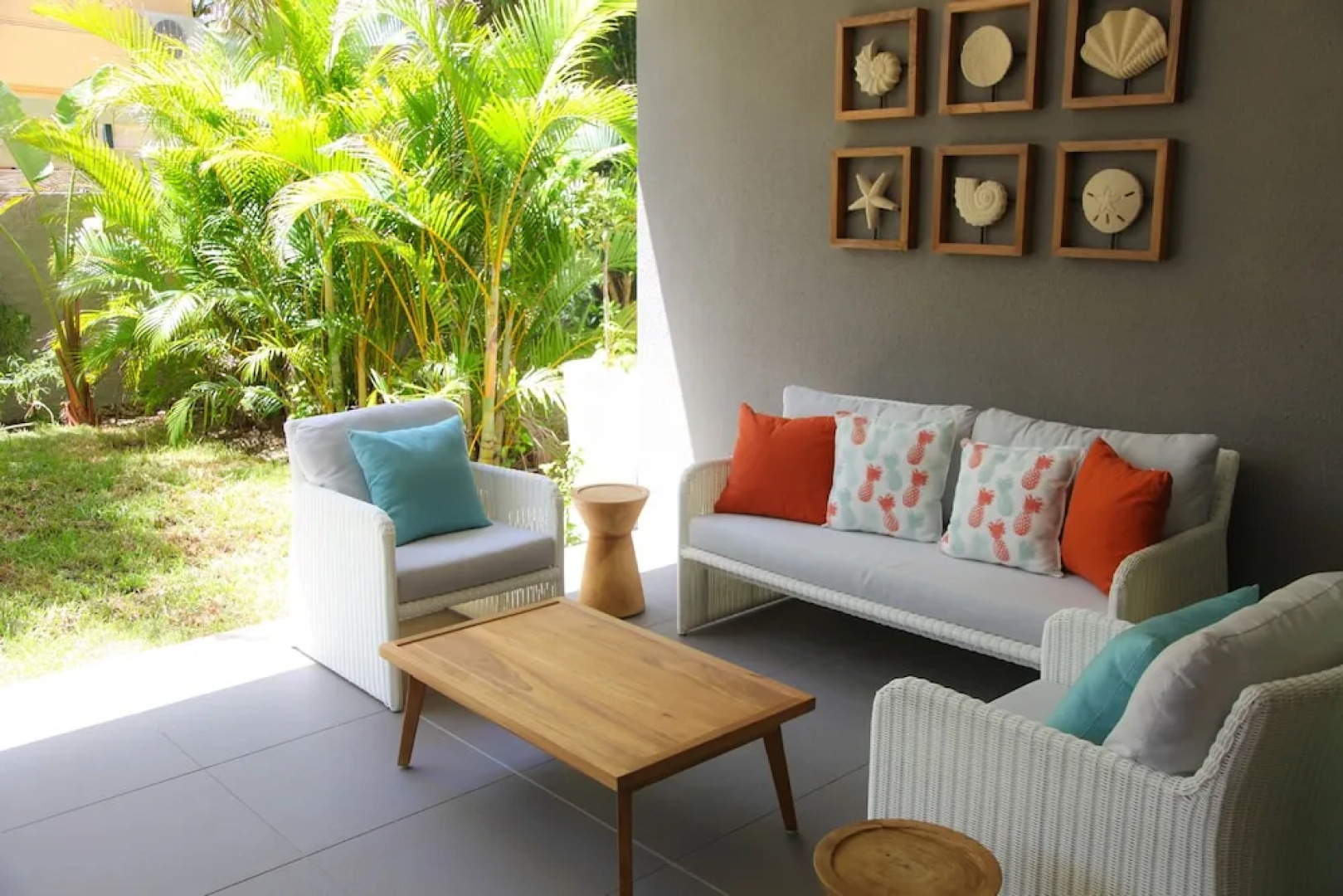 South Reef Luxury Apartments