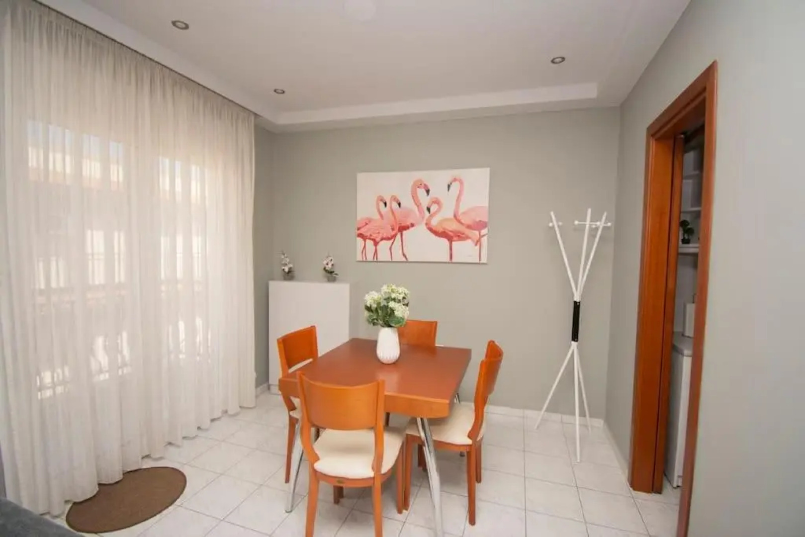 Anadora 1. City center modern stylish appartment.