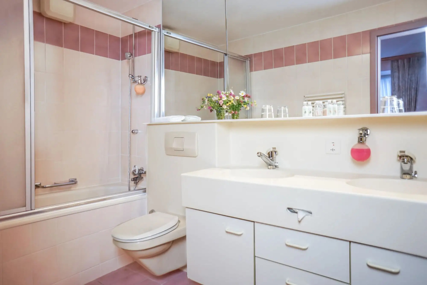 Thermalhotels und Walliser Alpentherme & SPA Leukerbad