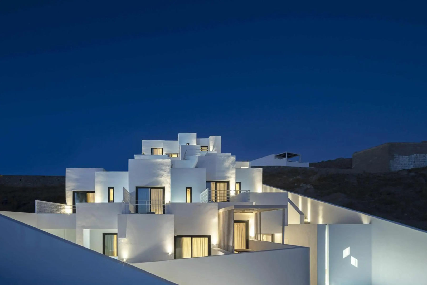 CUBIC Mykonos Seafront Design Suites