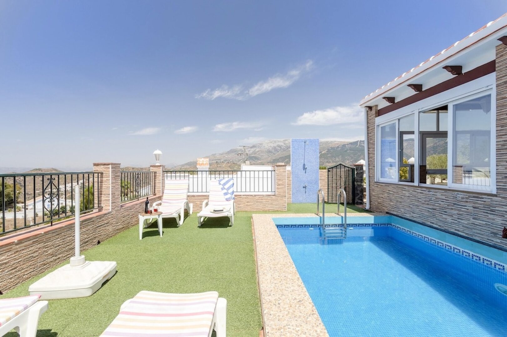 Villa with 2 Bedrooms in Cómpeta, with Wonderful Sea View, Private Pool, Enclosed Garden - 18 Km From the Beach