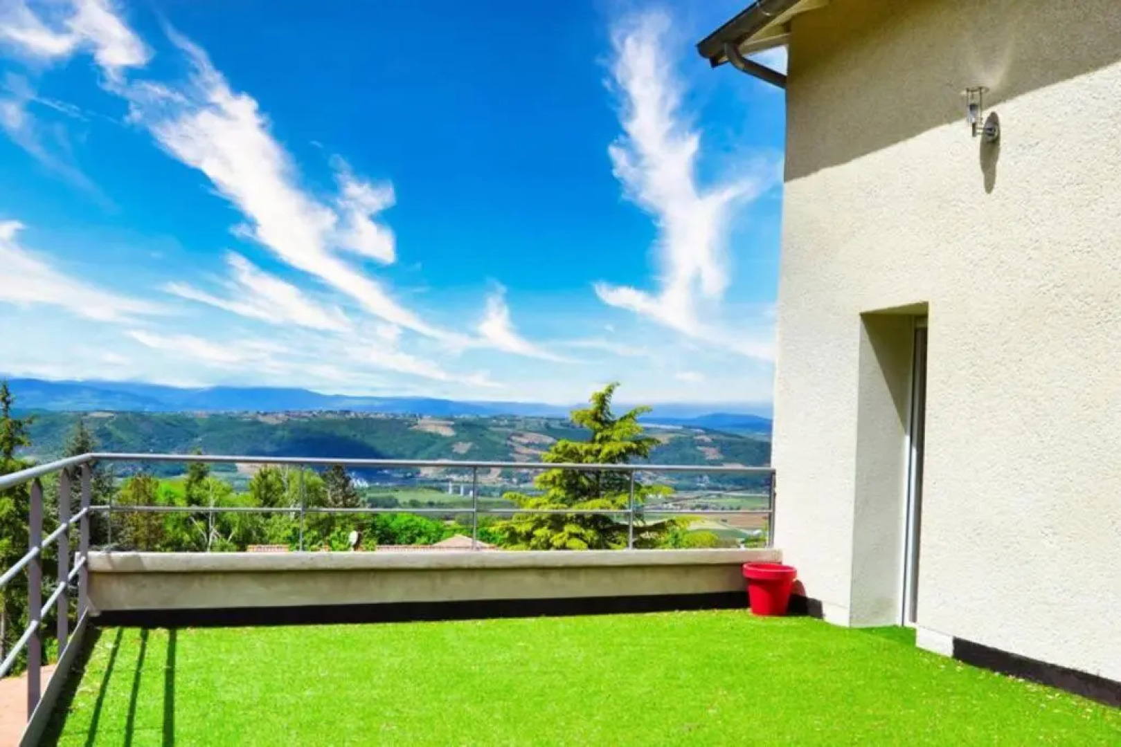 Villa complète au calme avec vue imprenable