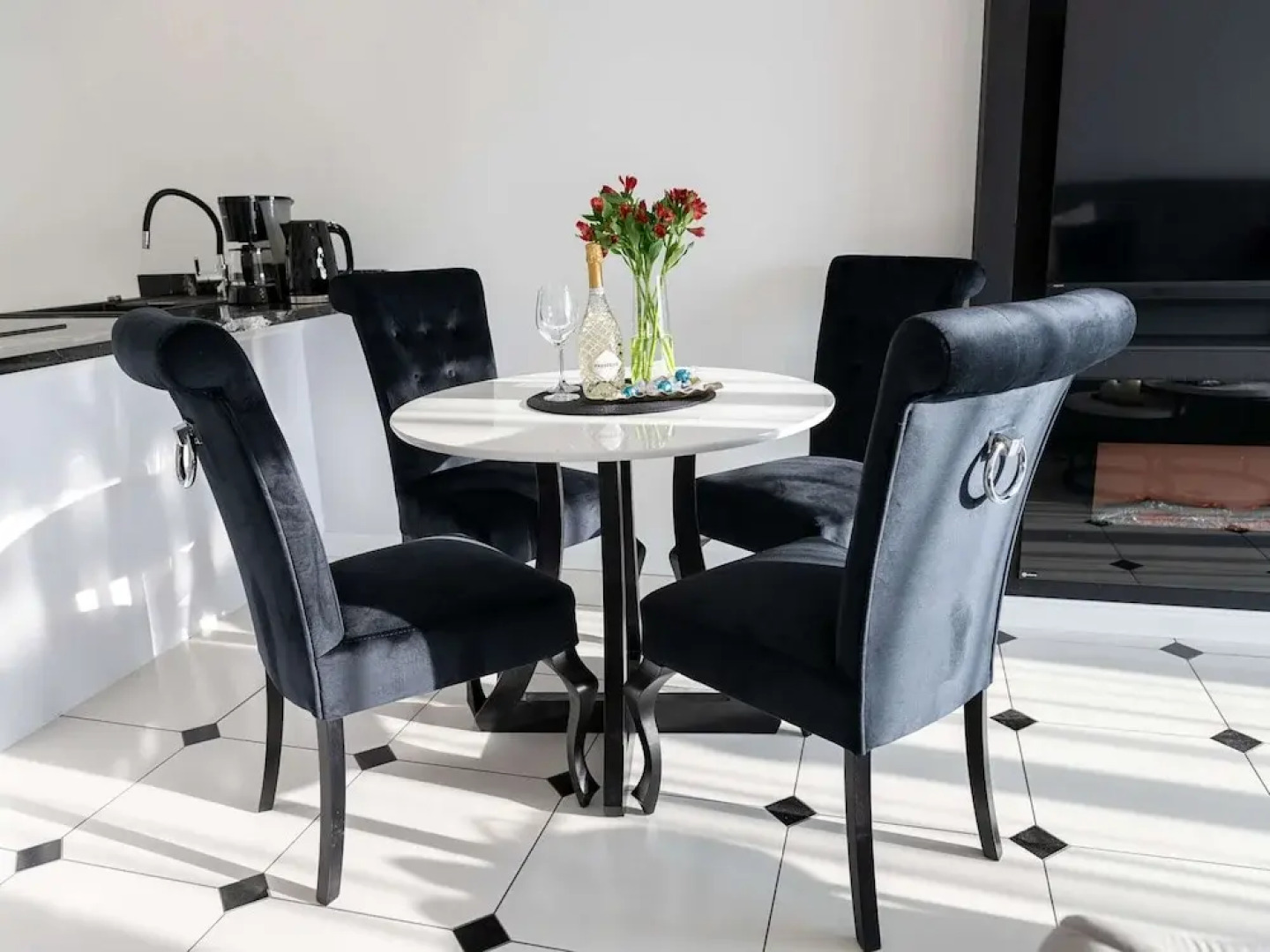 Apartment Overlooking the River, Sauna, Dziwnow