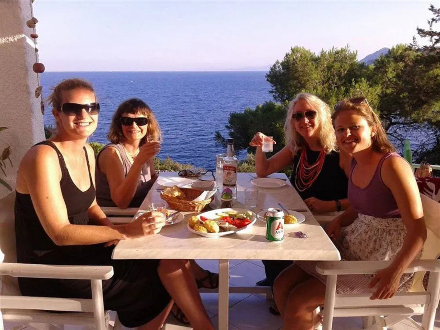 Kavos Bay Seafront Hotel