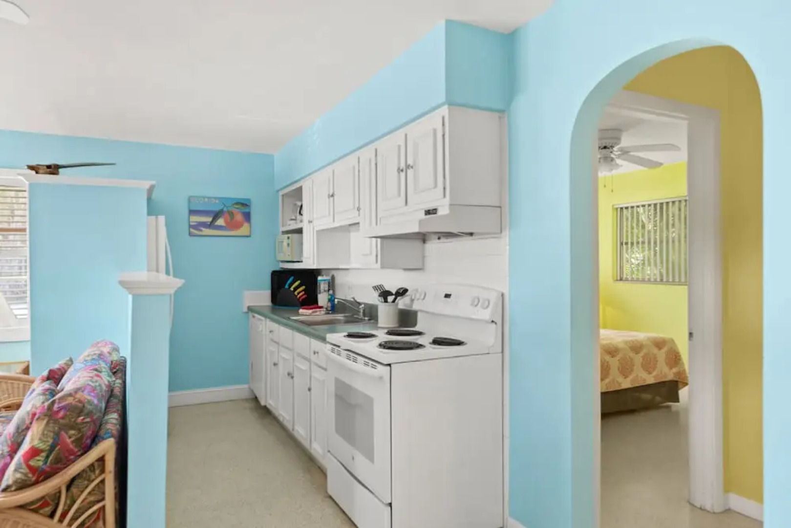 THE Palmview AND Sandpiper Inns