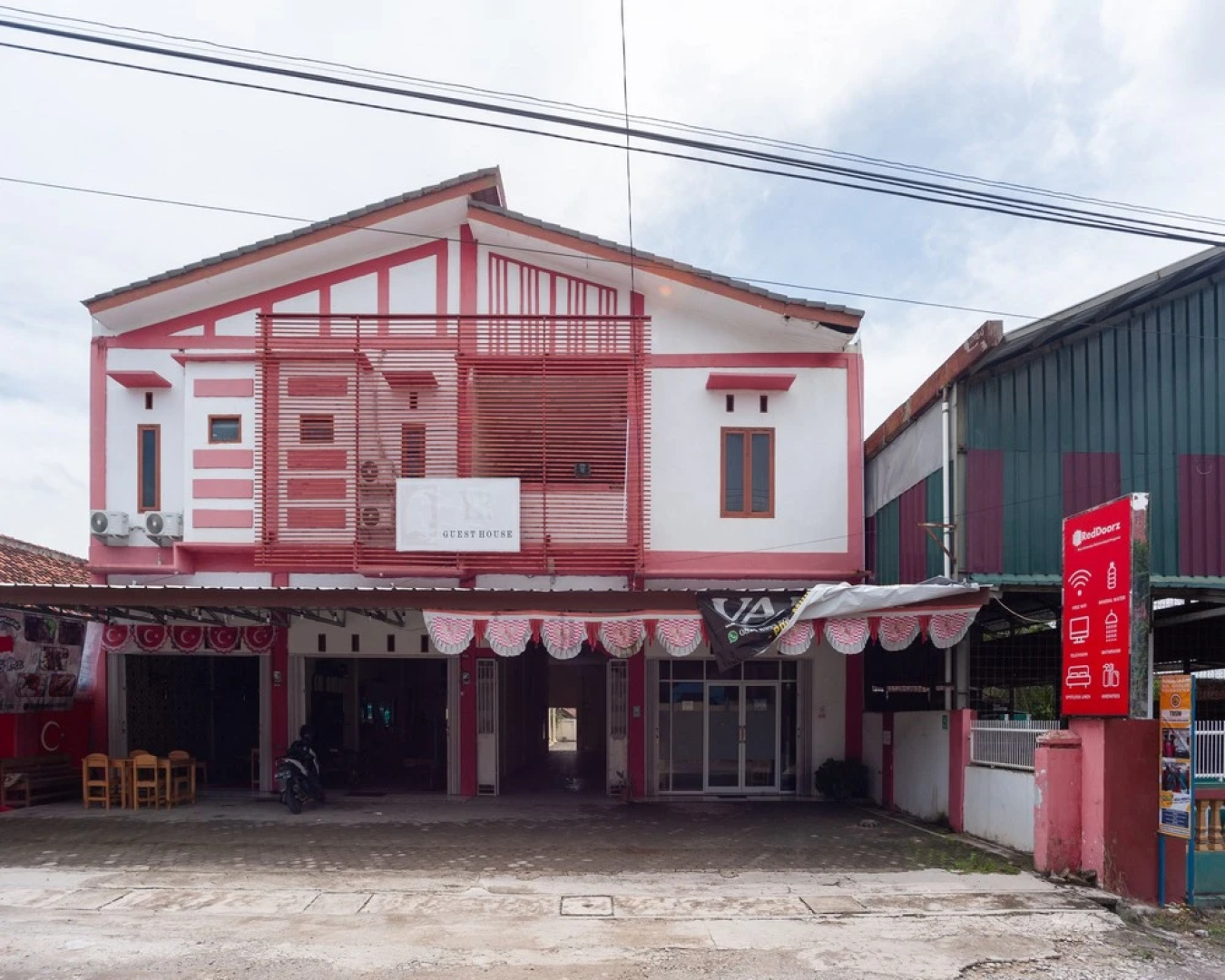 RedDoorz near Universitas Muhammadiyah Pringsewu