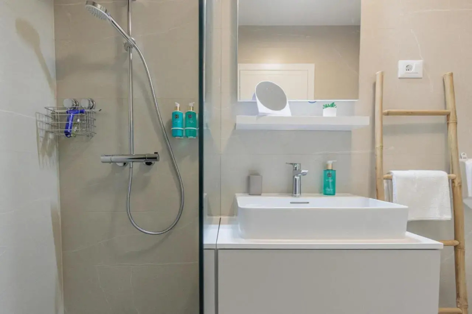 Borik Holiday Apartments