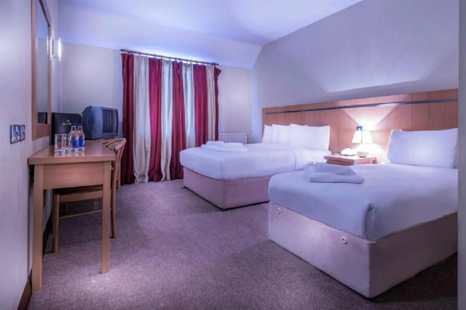 Queens Hotel and Nightclub