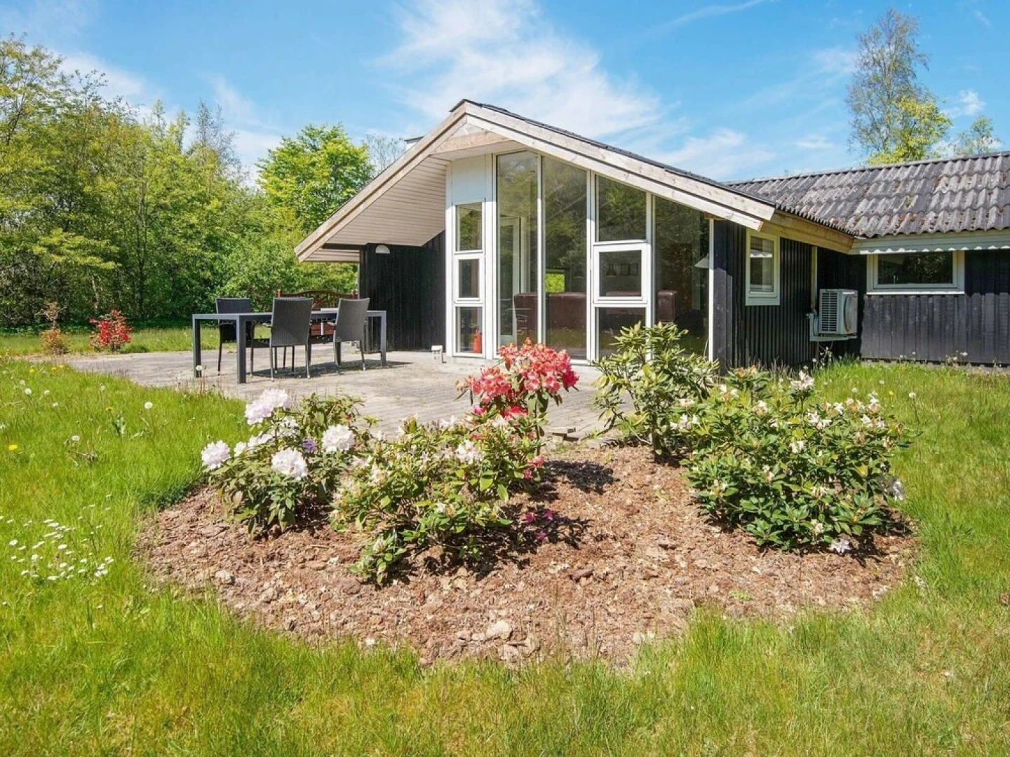 6 Person Holiday Home in Oksbøl