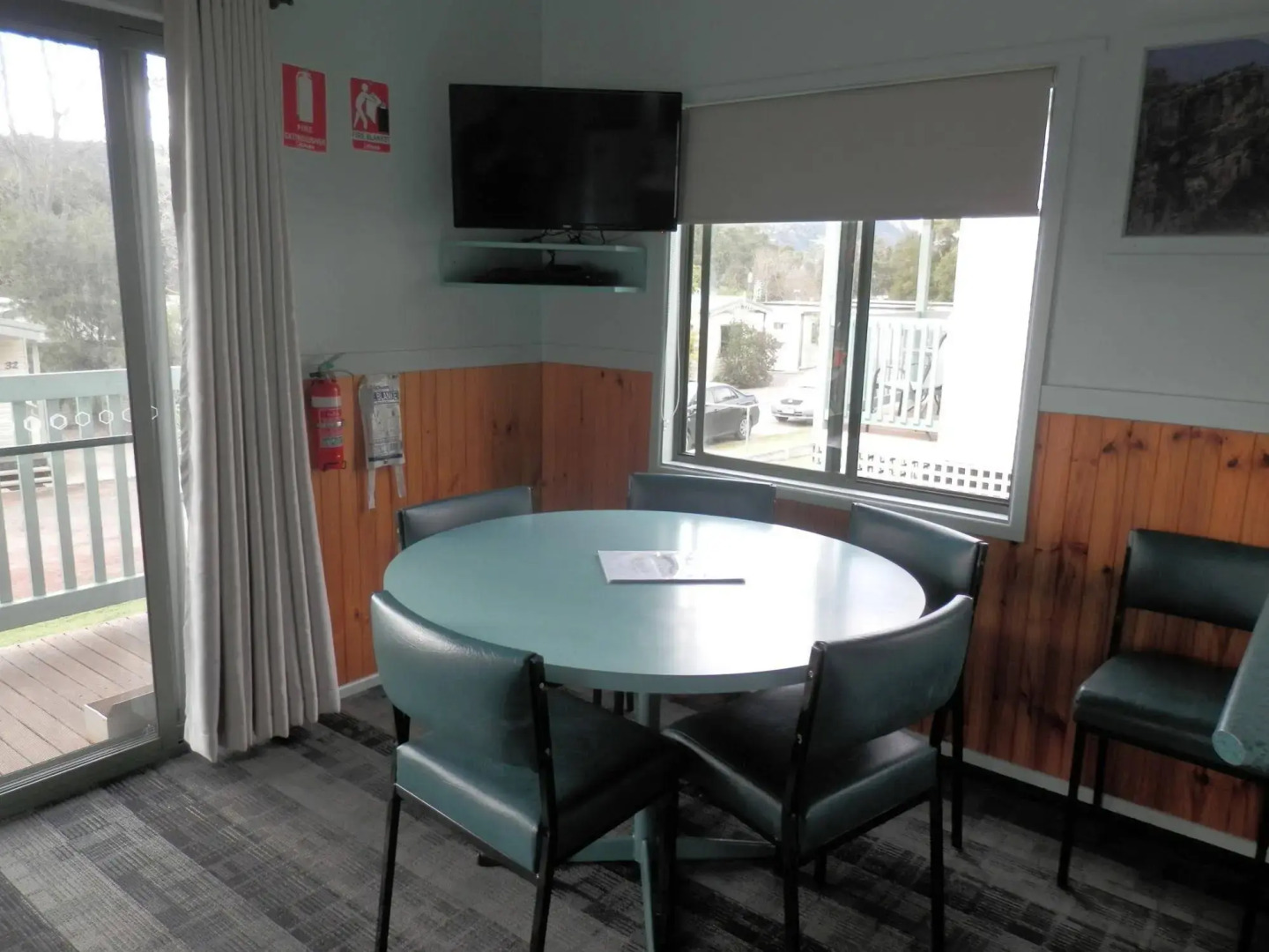 Breeze Holiday Parks - Halls Gap