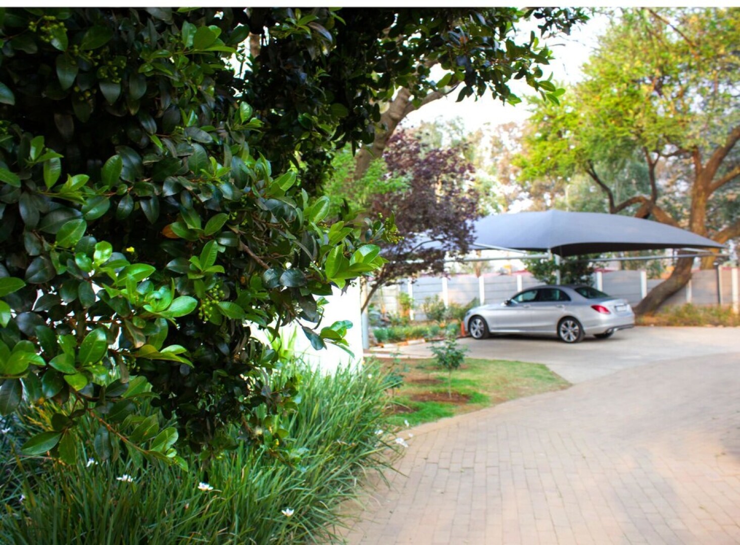 Madison House & Cottages