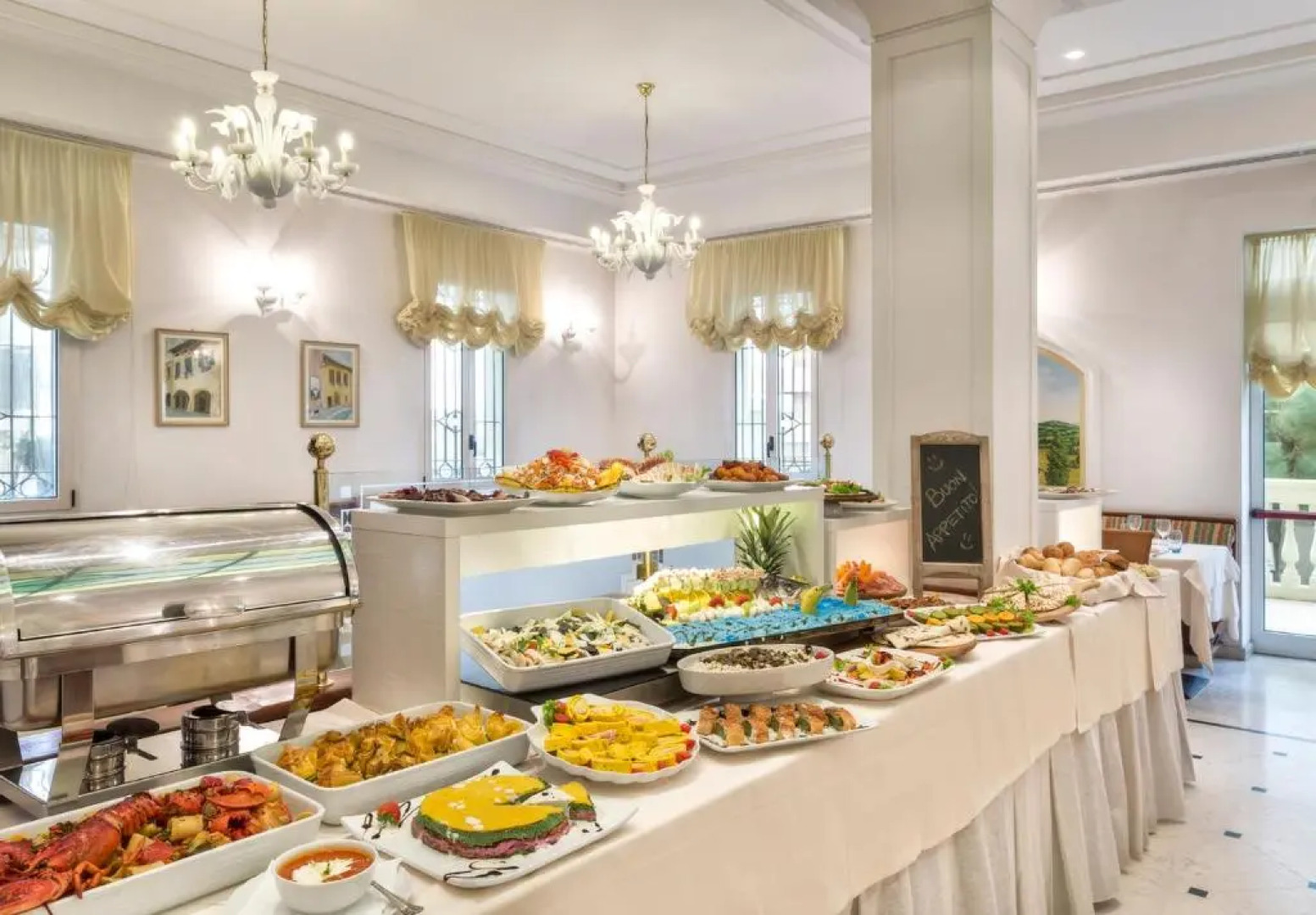 Novecento Suite Hotel