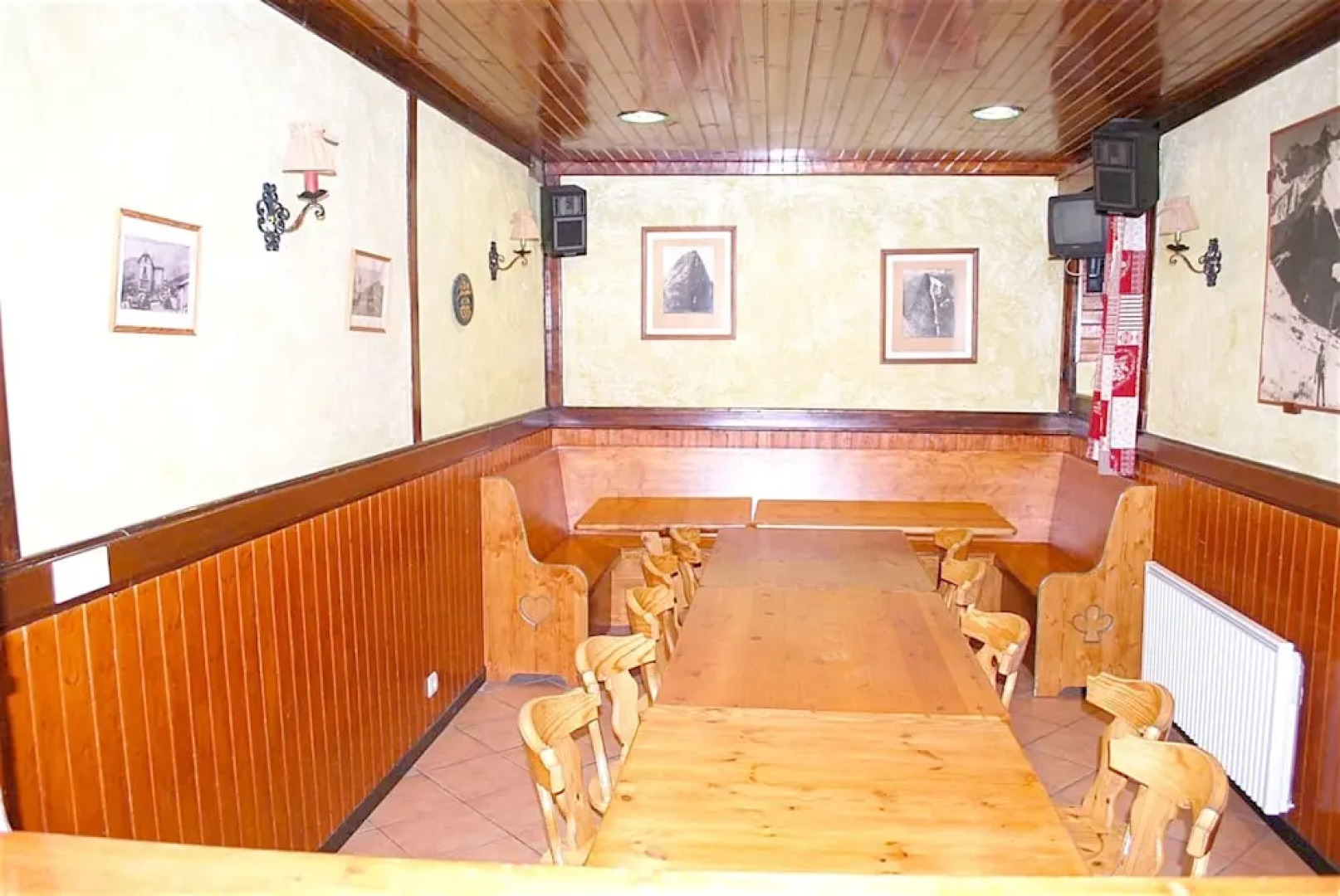 Chalet With 7 Bedrooms in Saint-jean-d'arves, With Wonderful Mountain