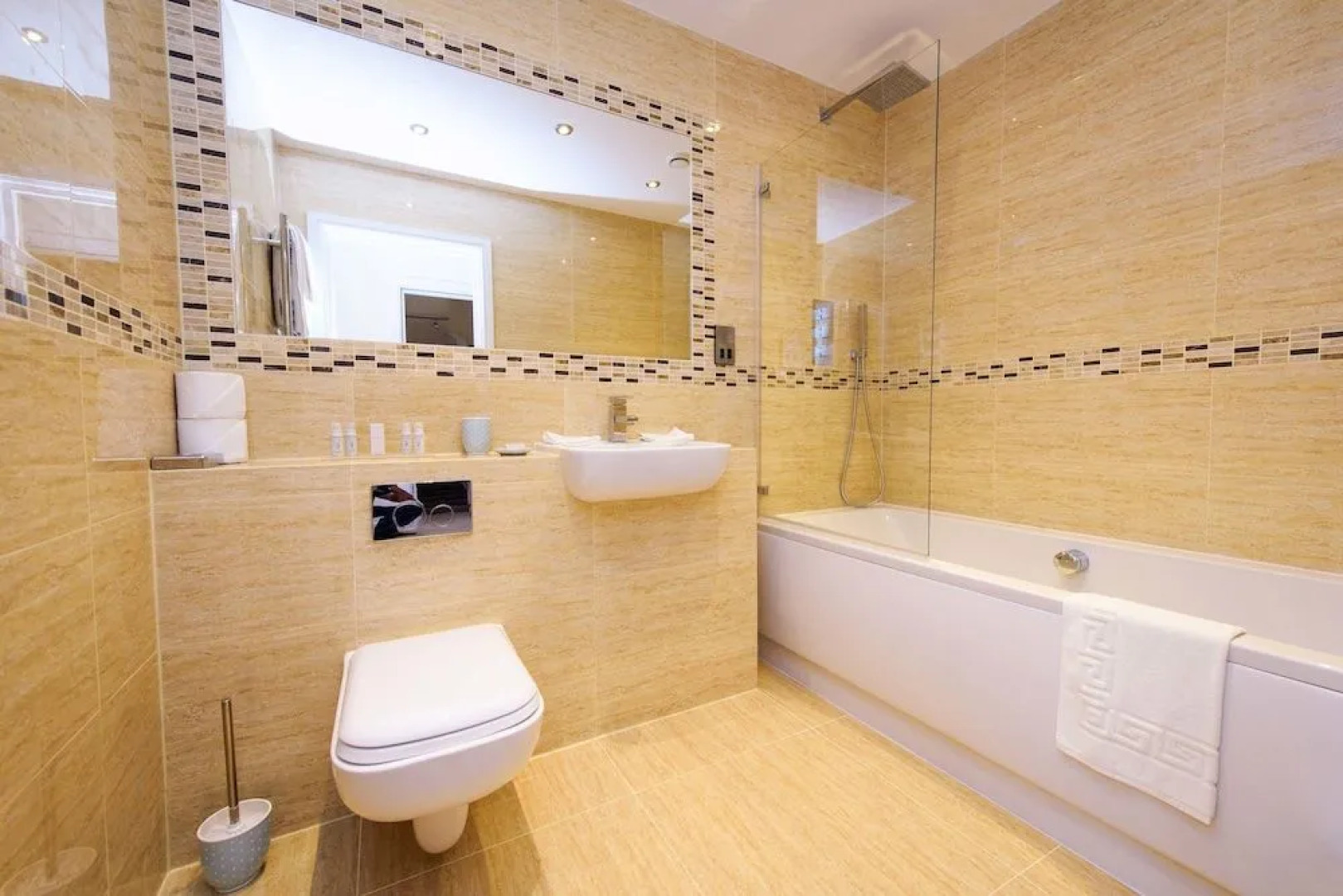 The Sands - Sea Front Apartments