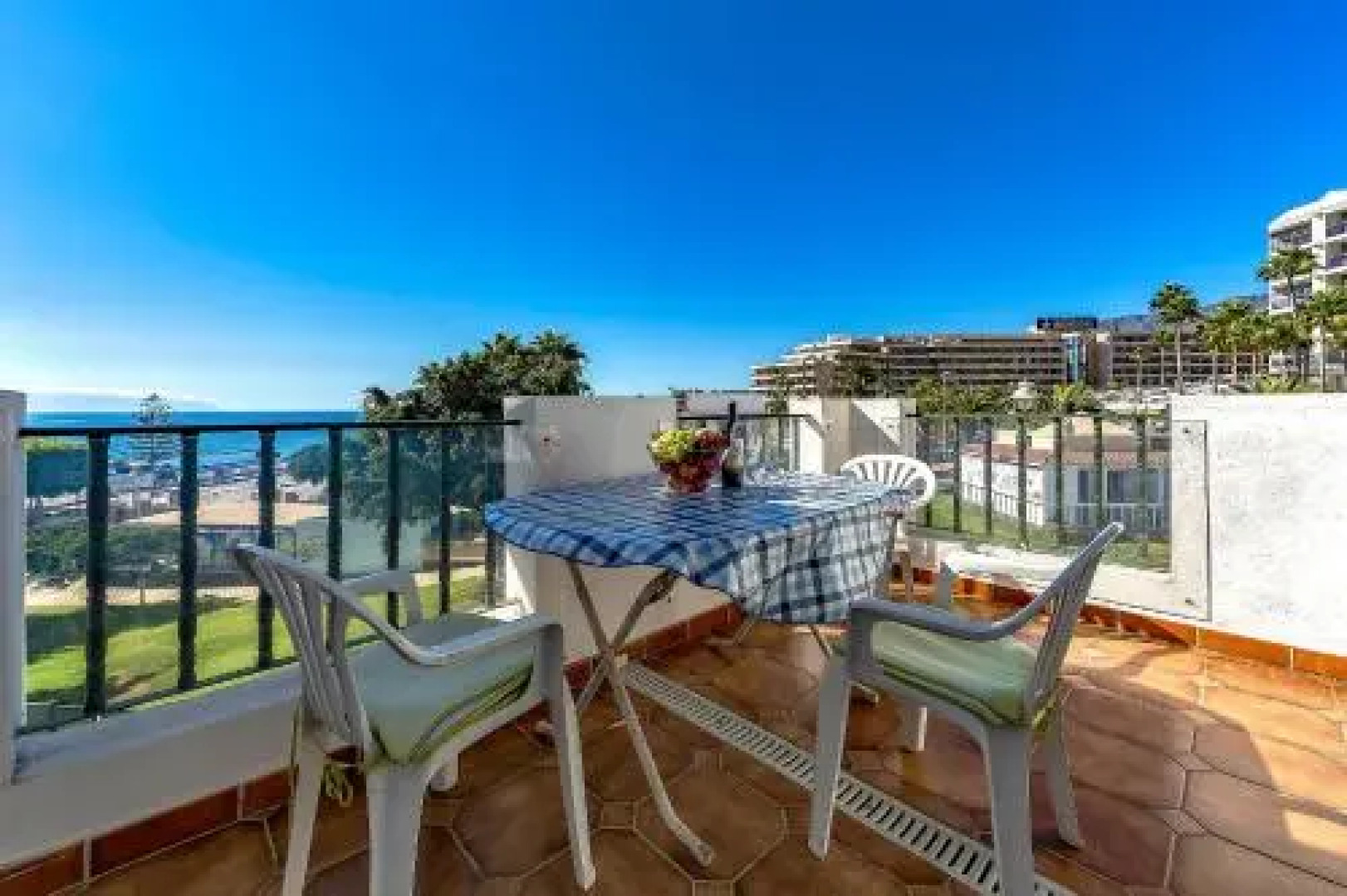 Apartment Sunset Harbour