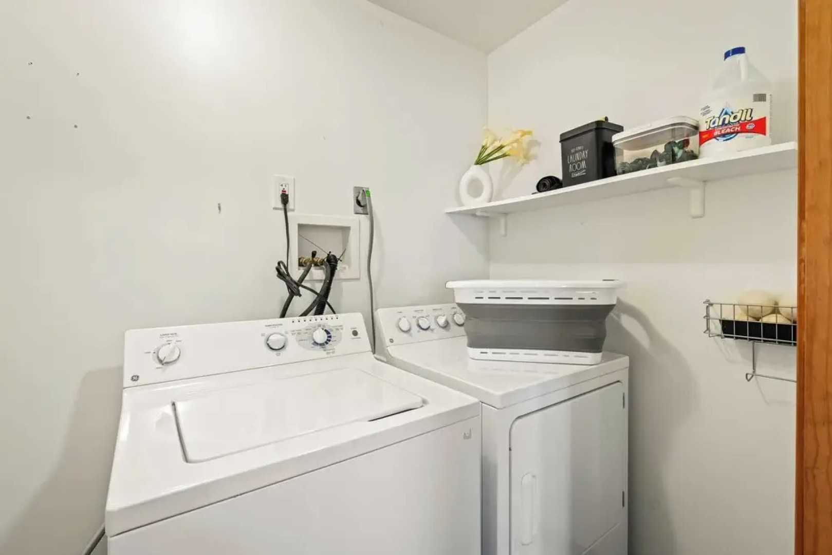 Pirate-themed Lakefront Home w/ Kayaks, Game Room, Views & Hidden Treasure Hunt