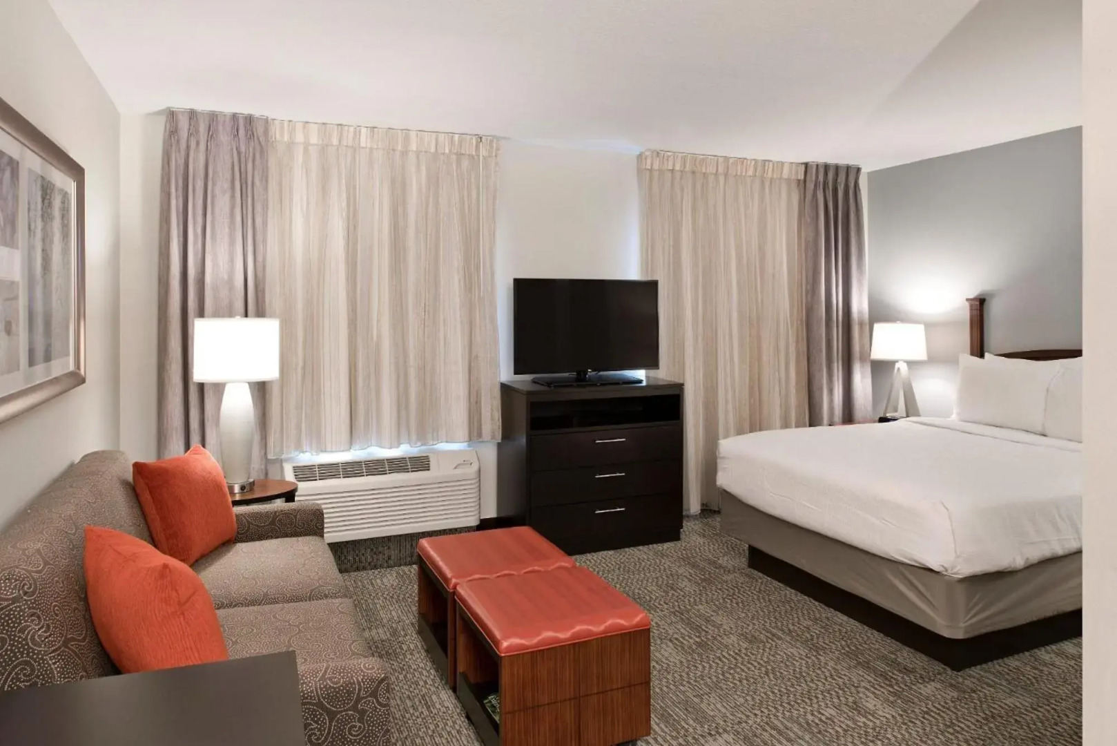 Staybridge Suites Charlotte Ballantyne by IHG