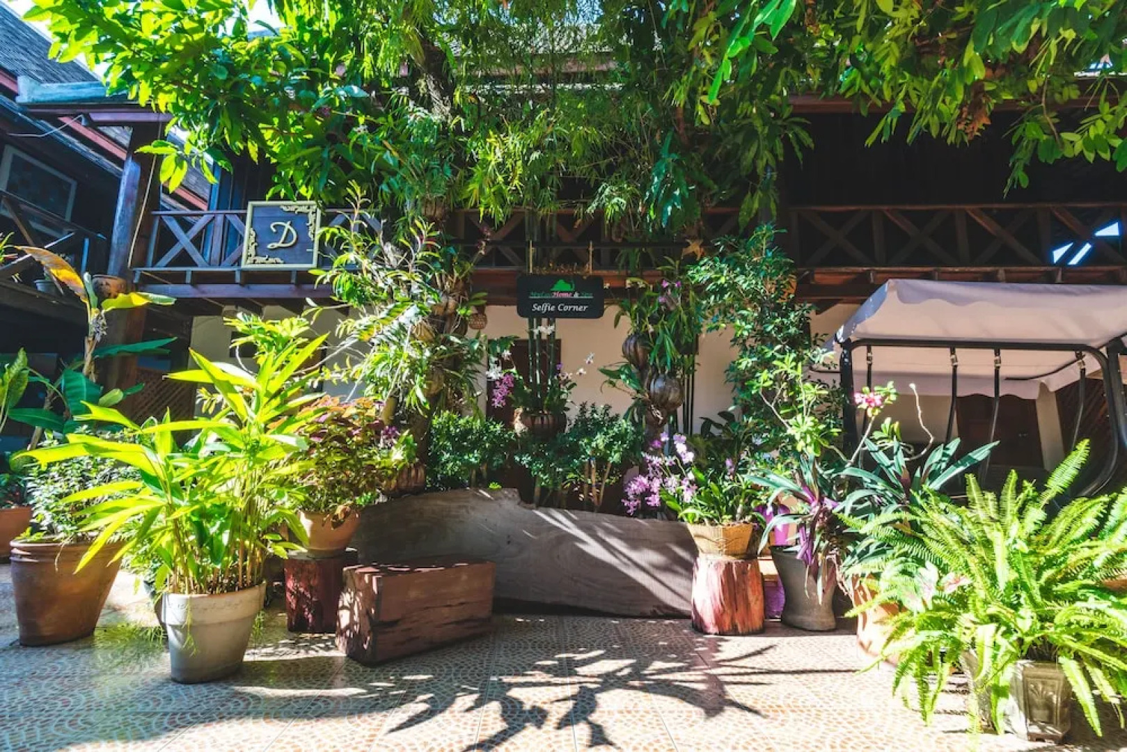 Mylaohome Guesthouse