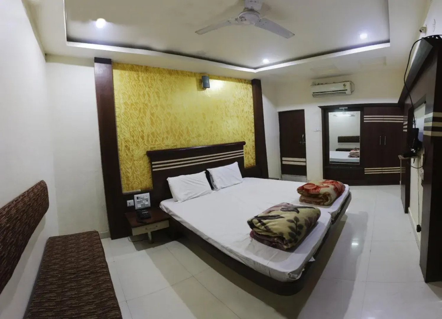 Aaditya Guest House Rewa