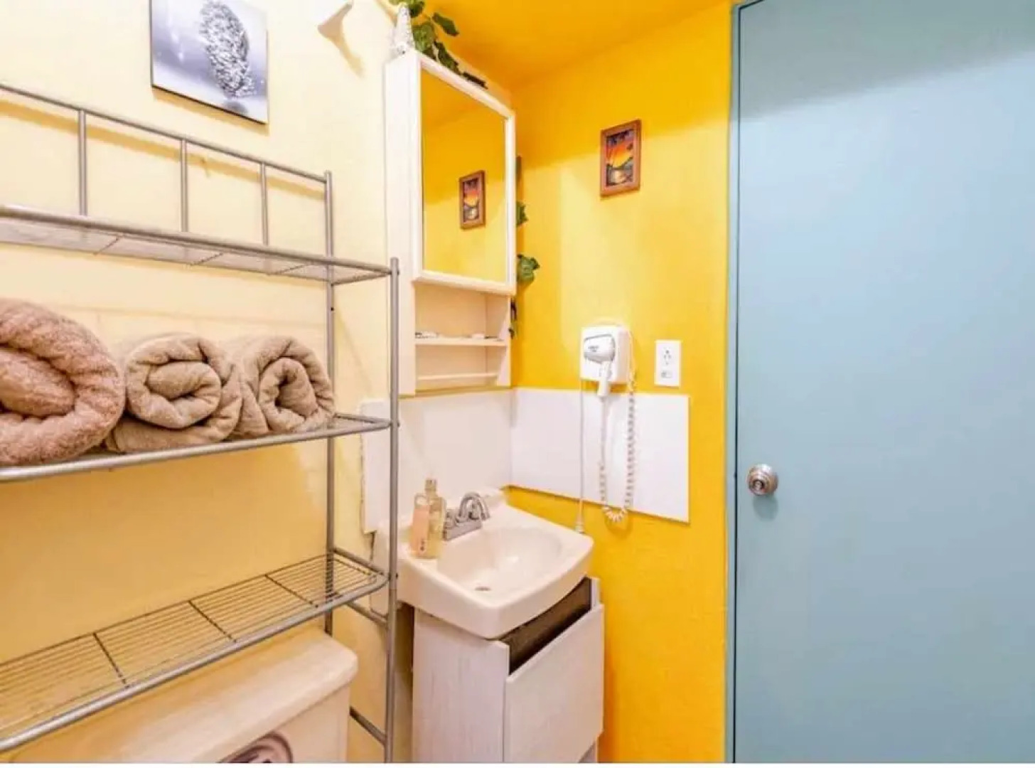 Nice and Cozy Studio Very Close to the Boardwalk and the Beach