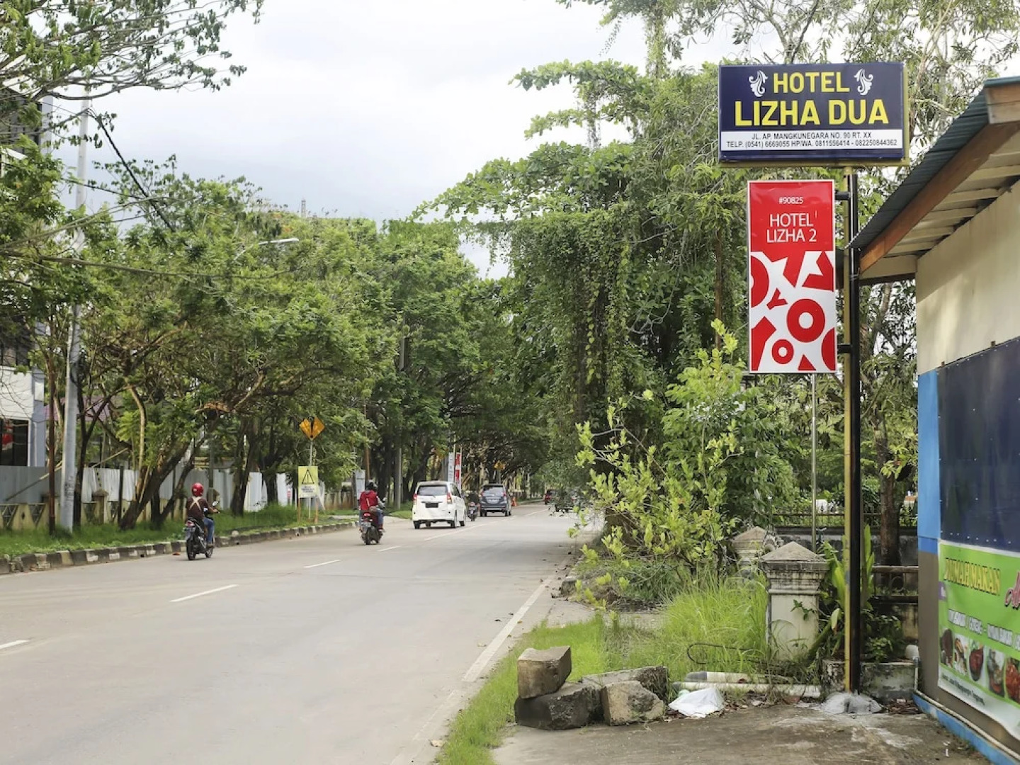 OYO 90825 Hotel Lizha 2