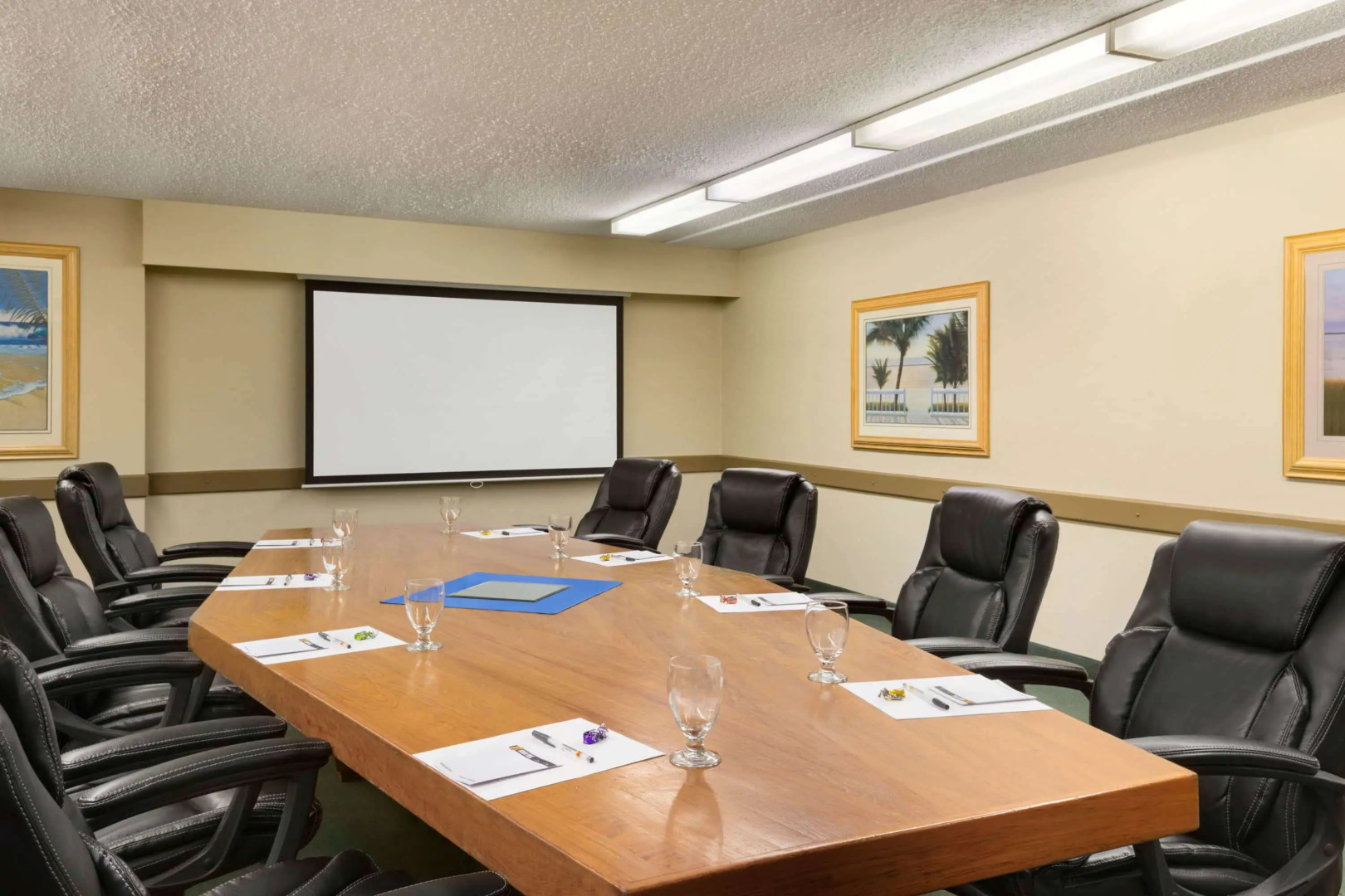 Super 8 by Wyndham Prince George