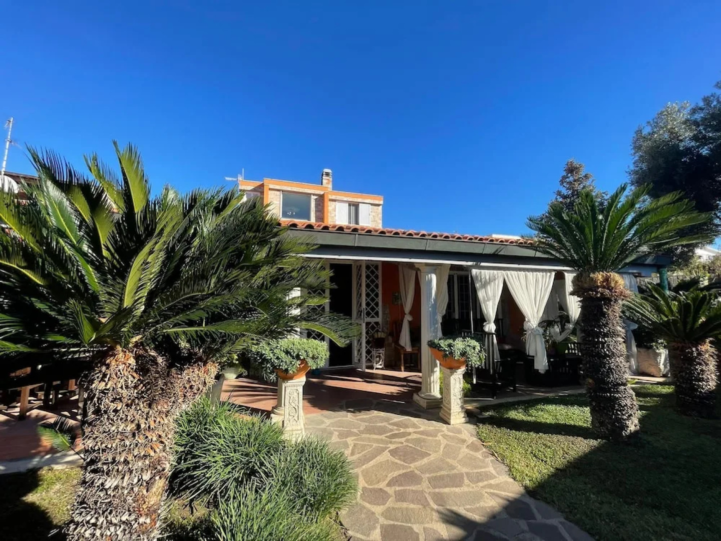 Villa Chiara Bed and Breakfast