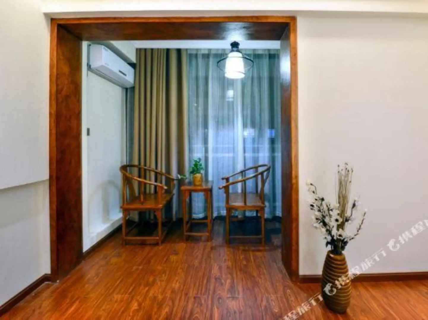 Sawadika Fengqing Hotel