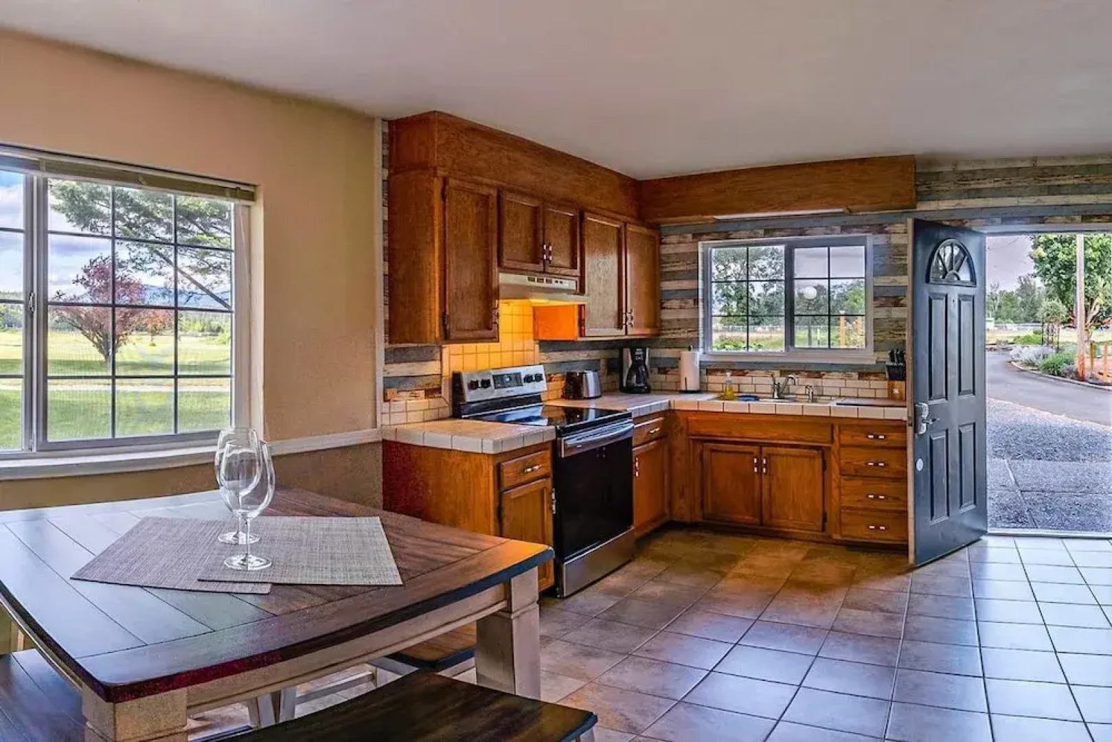 Racing Horse Guest House~free Unlimited Golf