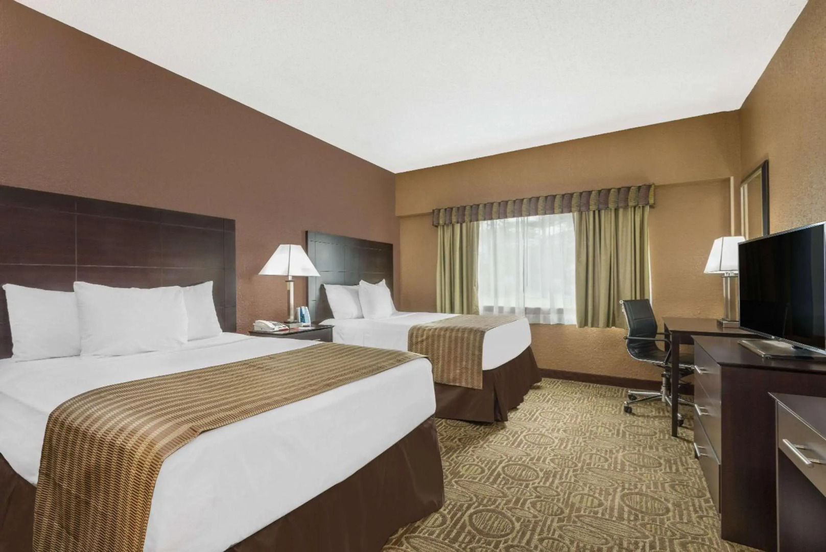Ramada Hotel & Conference Center by Wyndham Paintsville