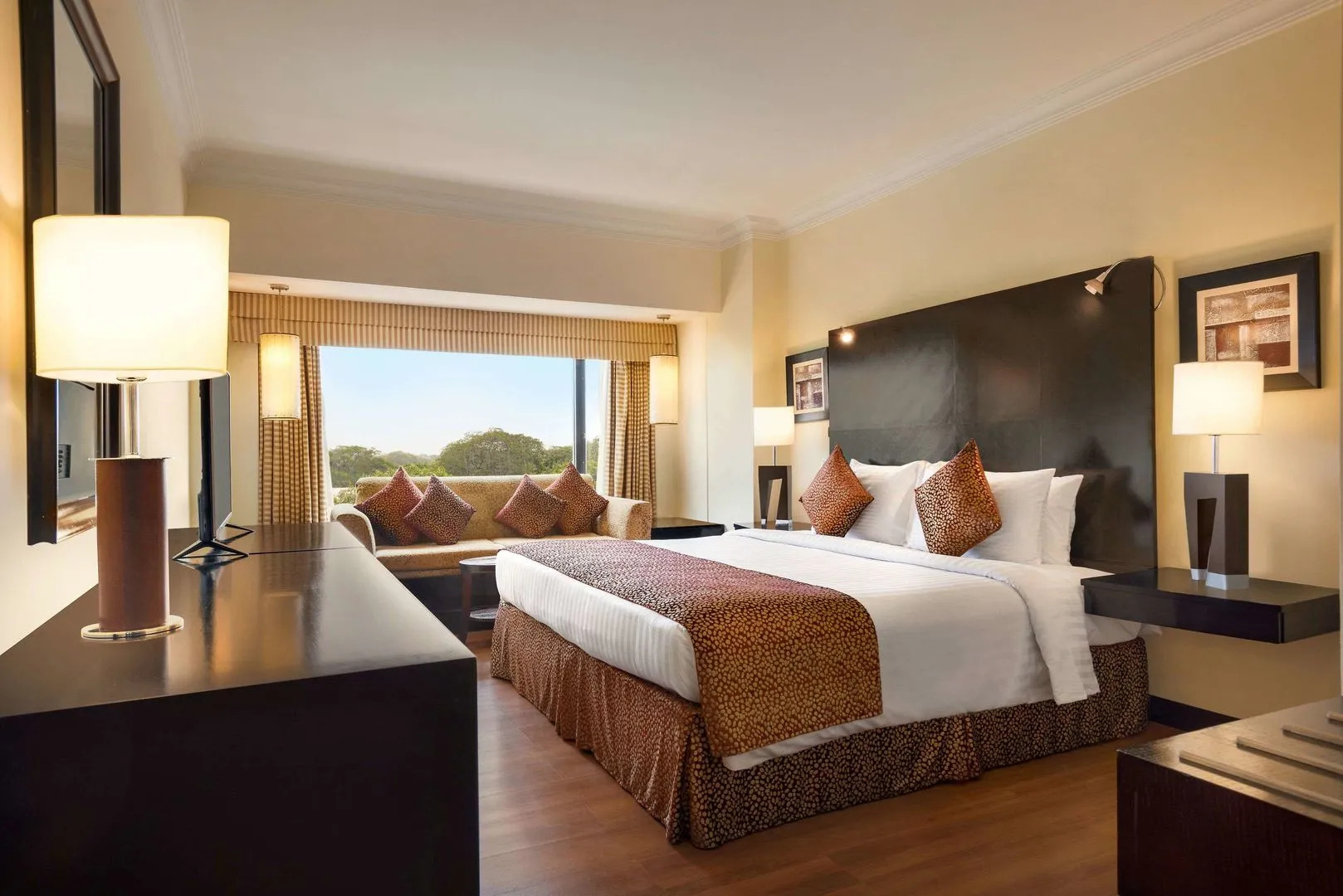 Ramada Plaza by Wyndham Karachi Airport Hotel