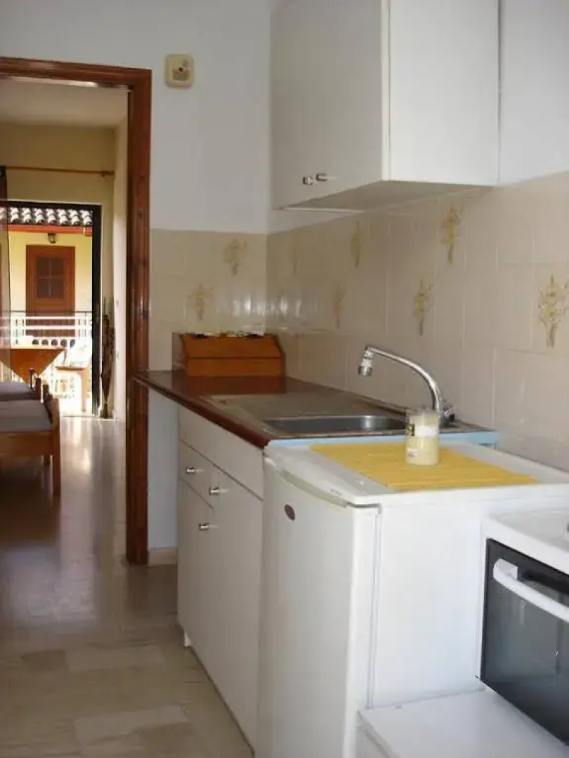 Valentinos Apartments