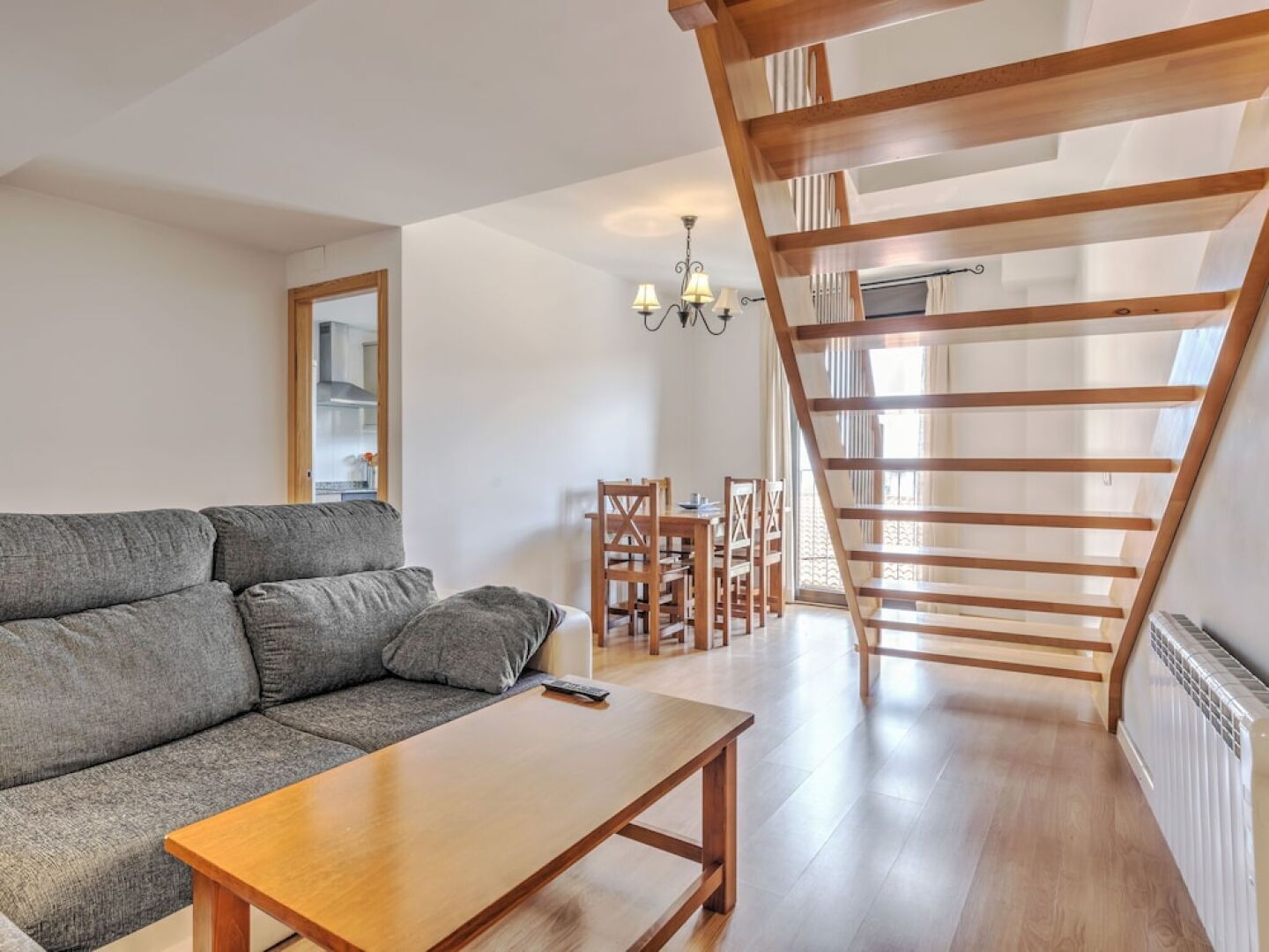 Modern Apartment in Gudar With Terrace