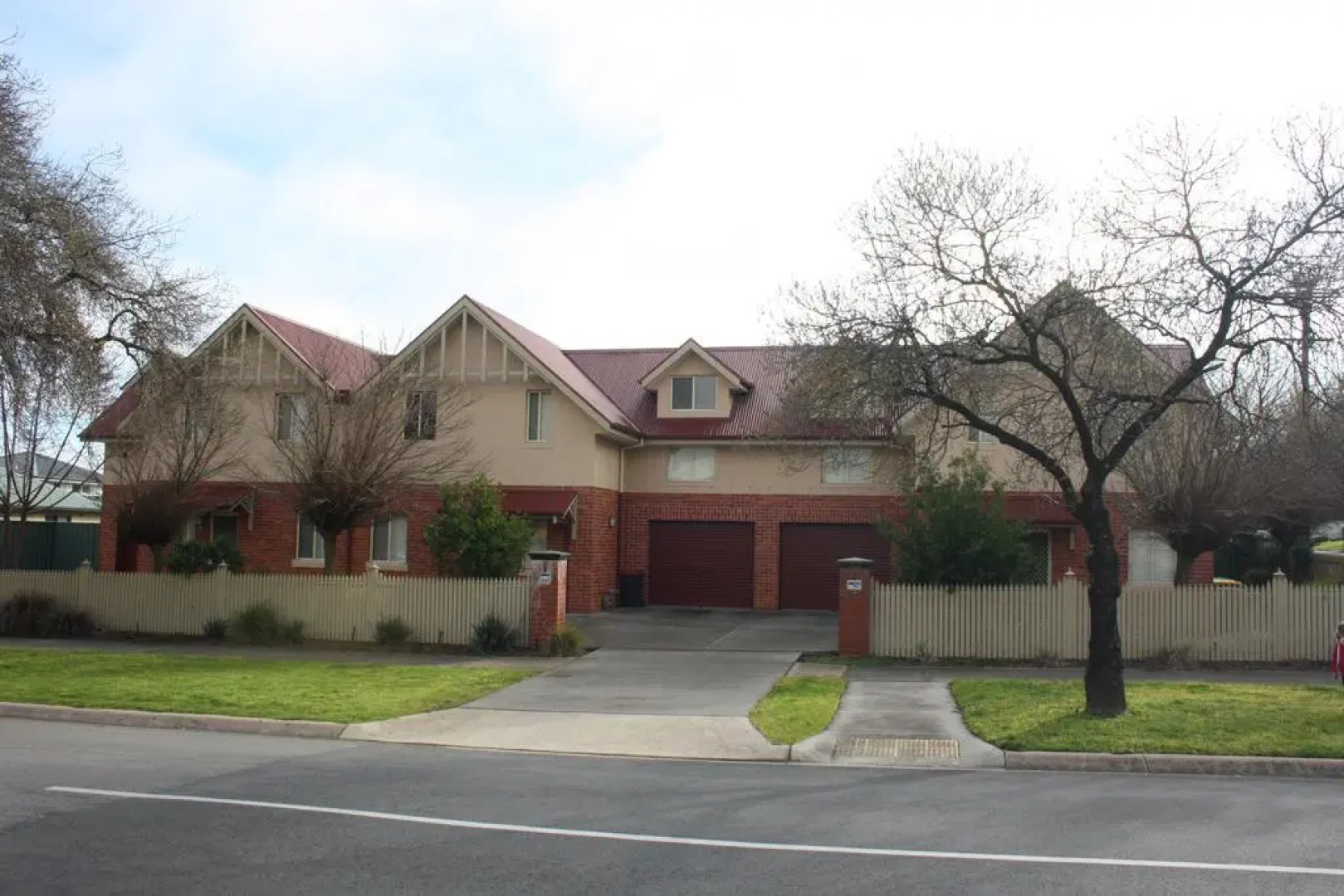 Albury Suites - Schubach Street