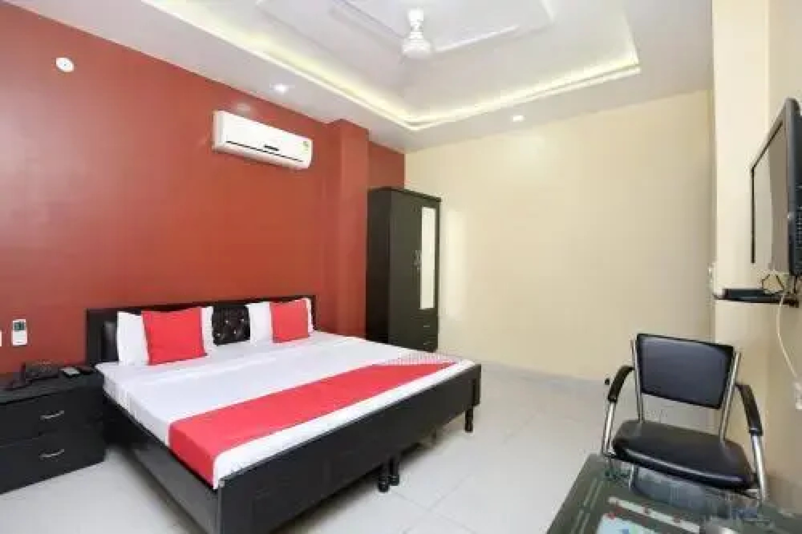 Raj Mahal Motel
