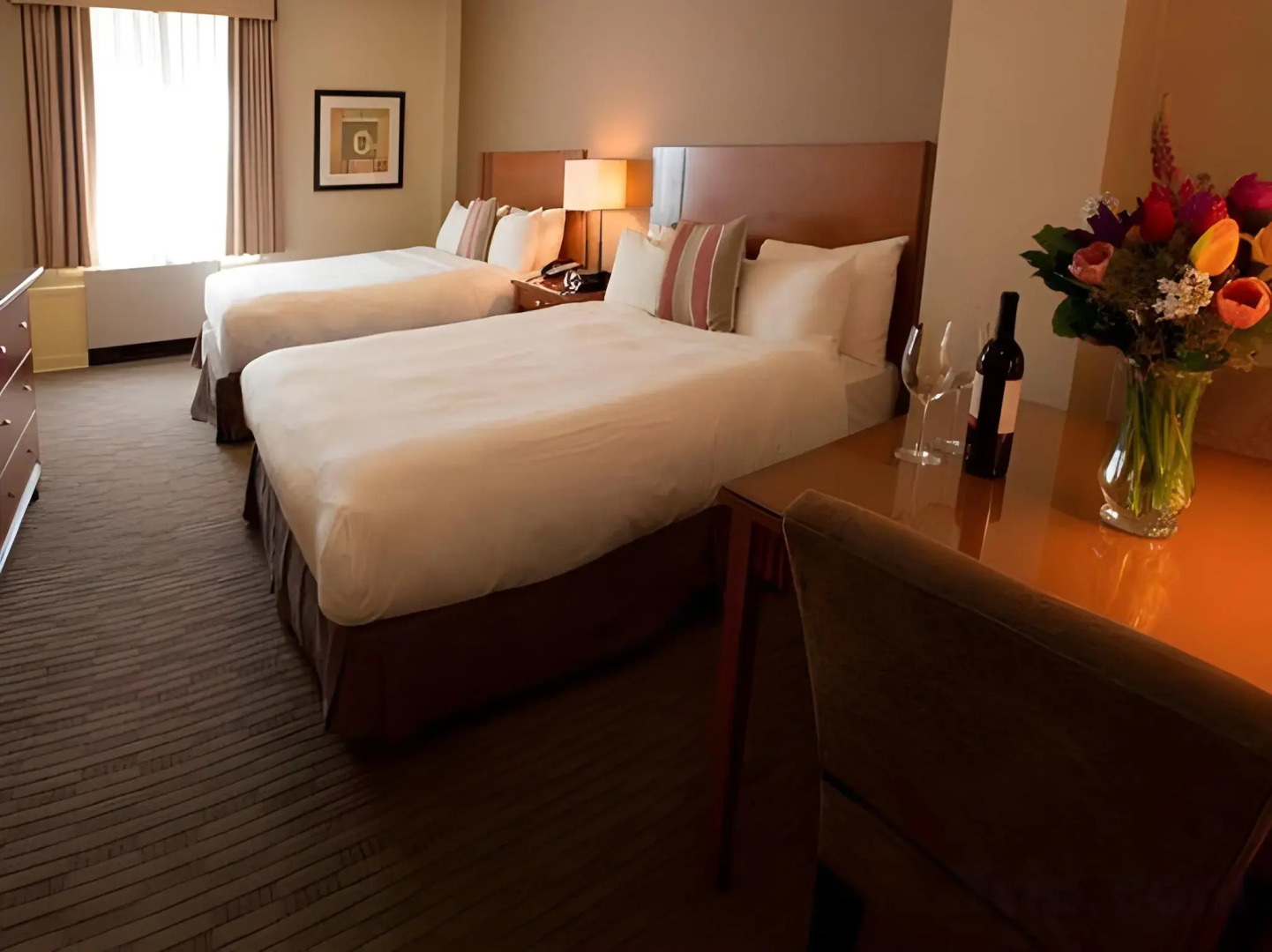 Executive Hotel Pacific