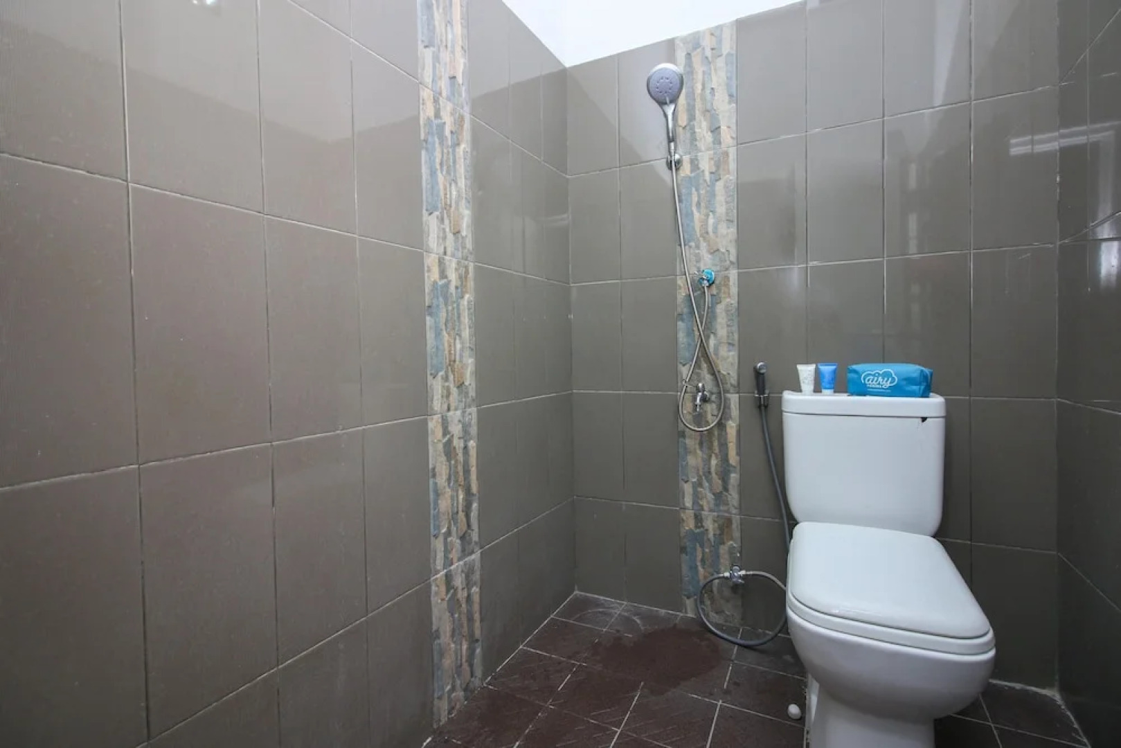 Airy Eco Tarahan Soekarno Hatta KM 20 Lampung Selatan