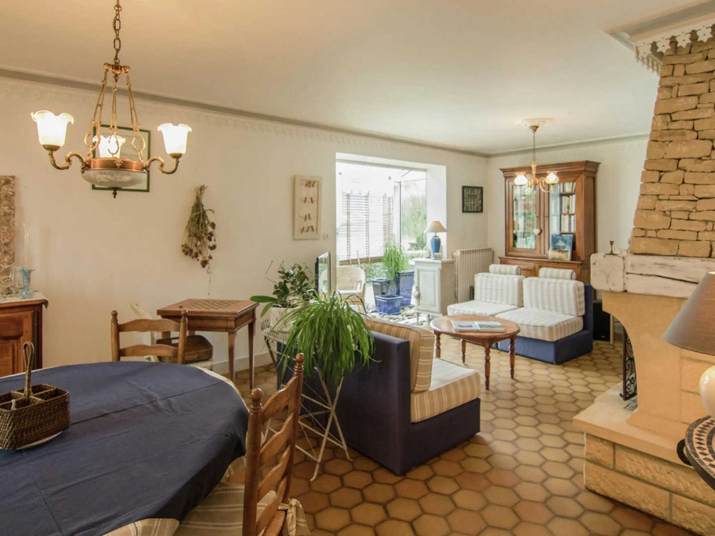 Cozy Villa in Saint-bonnet-la-rivière With Swimming Pool