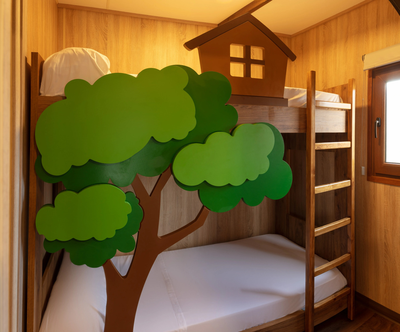 Magic Robin Hood Waterpark Lodge Resort