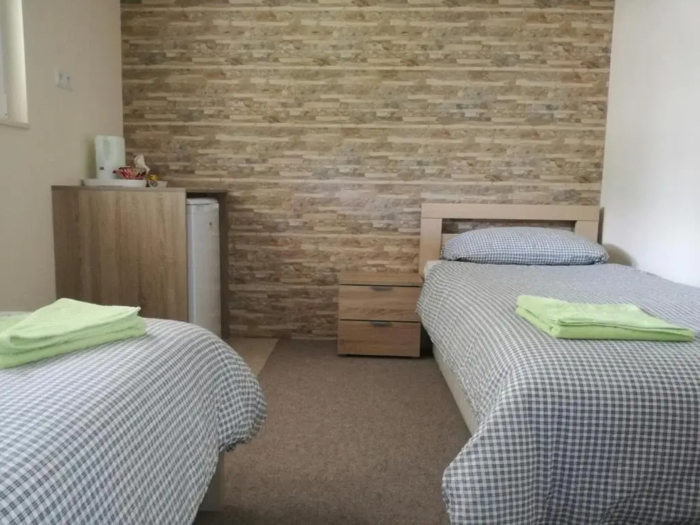 Riverside Guesthouse