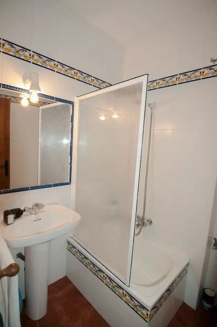 House With 4 Bedrooms in Torrejón el Rubio, With Wonderful Mountain Vi