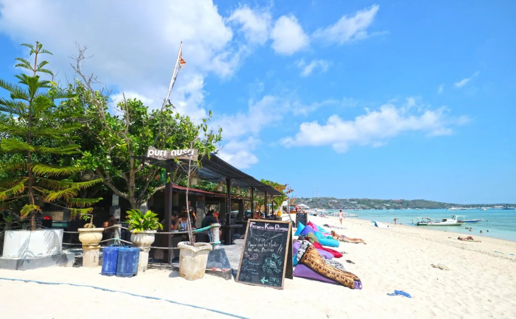 Puri Nusa Beach Hotel