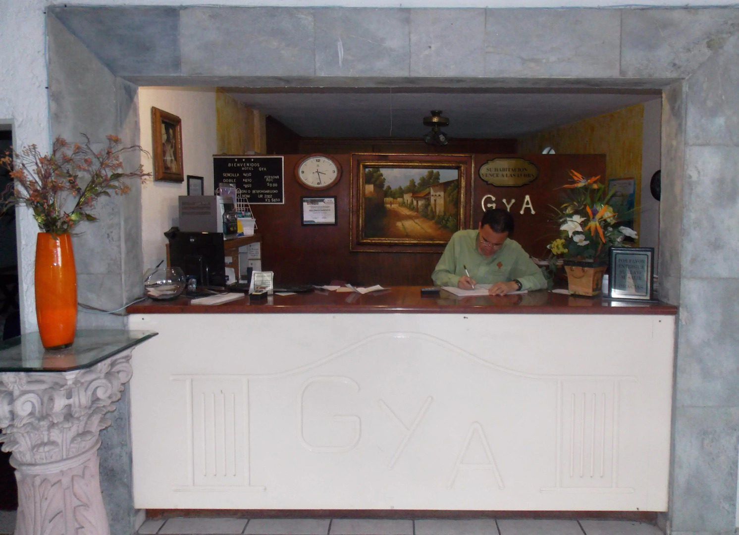 Hotel GYA Express